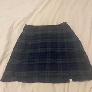 brandy melville skirt. size one size. fits like xs/s